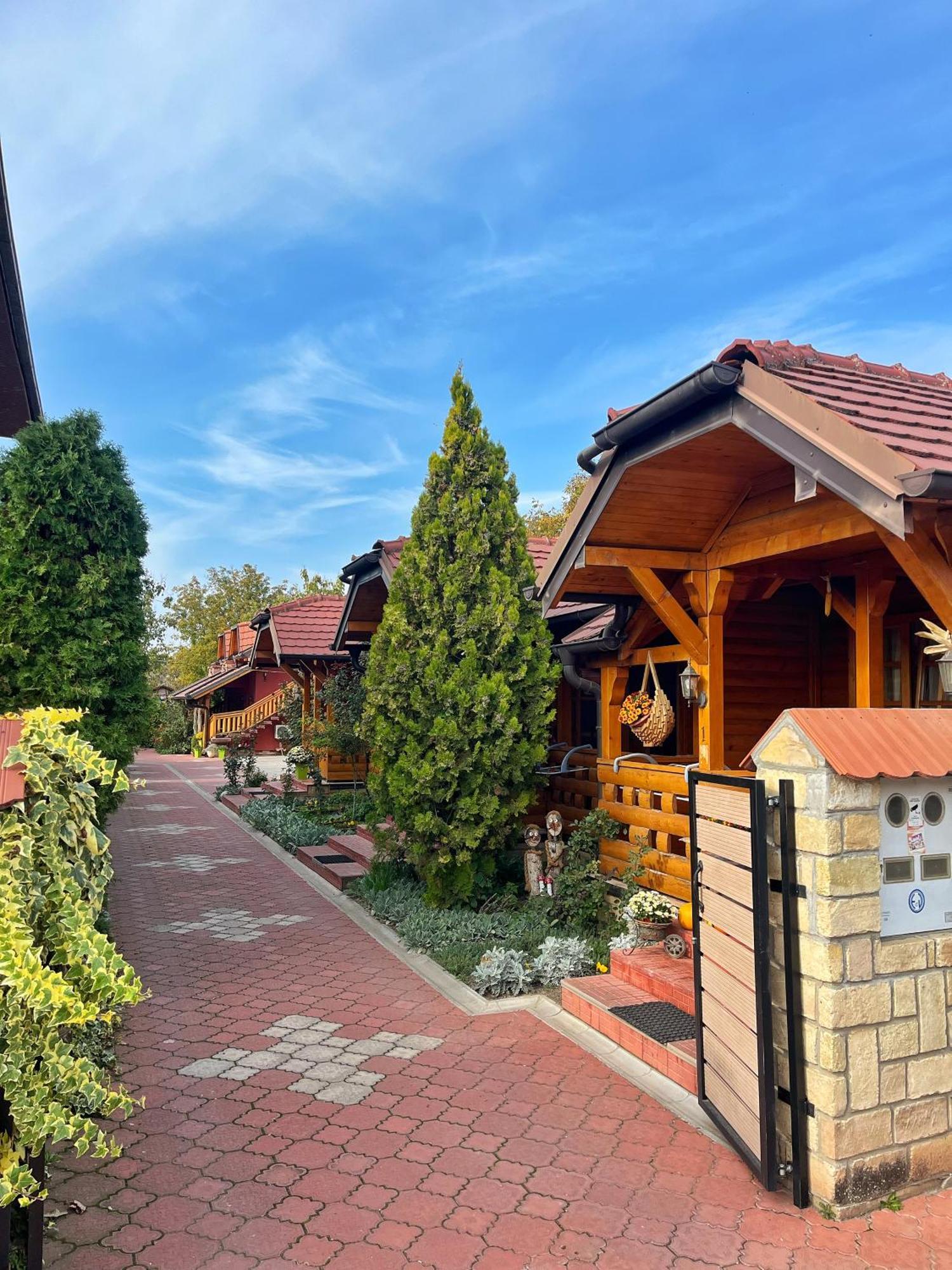 Eko Apartmani 바츠키 페트로바츠 외부 사진